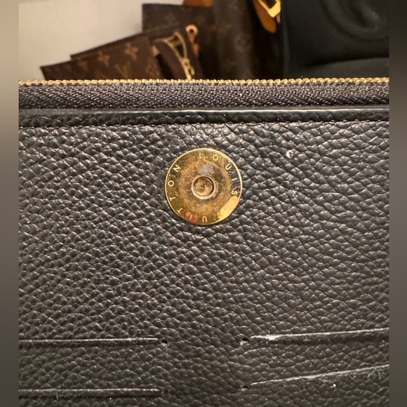 louis Vuitton adele wallet - Picture 5 of 7